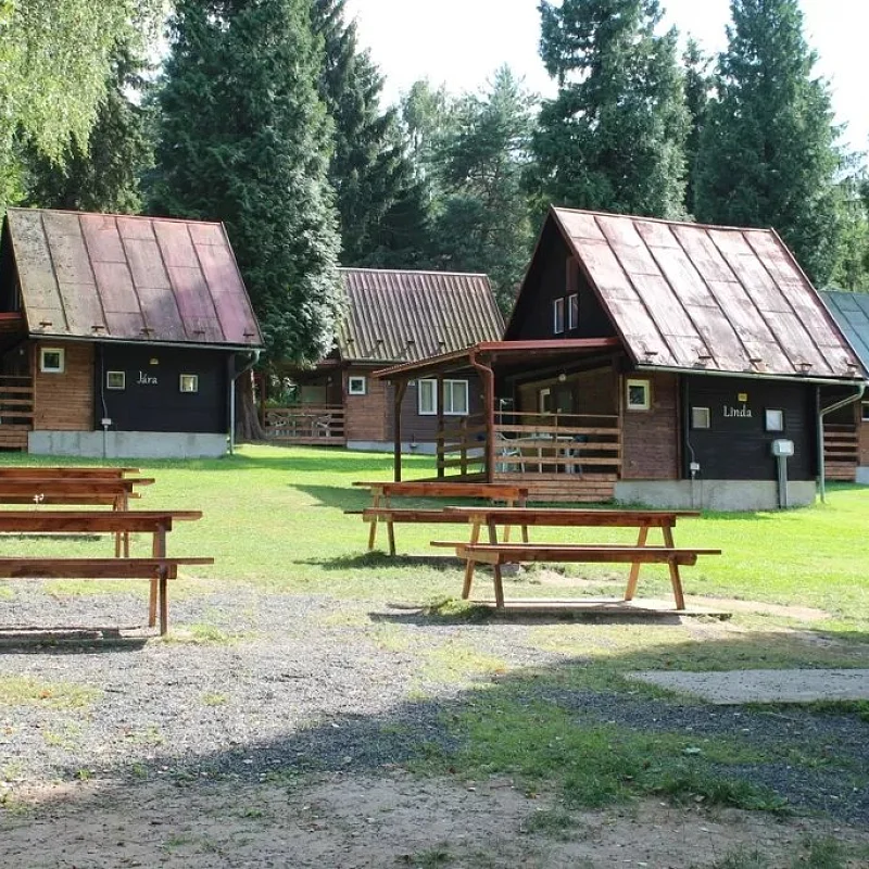Chatky v areálu – Tary Camp 2027